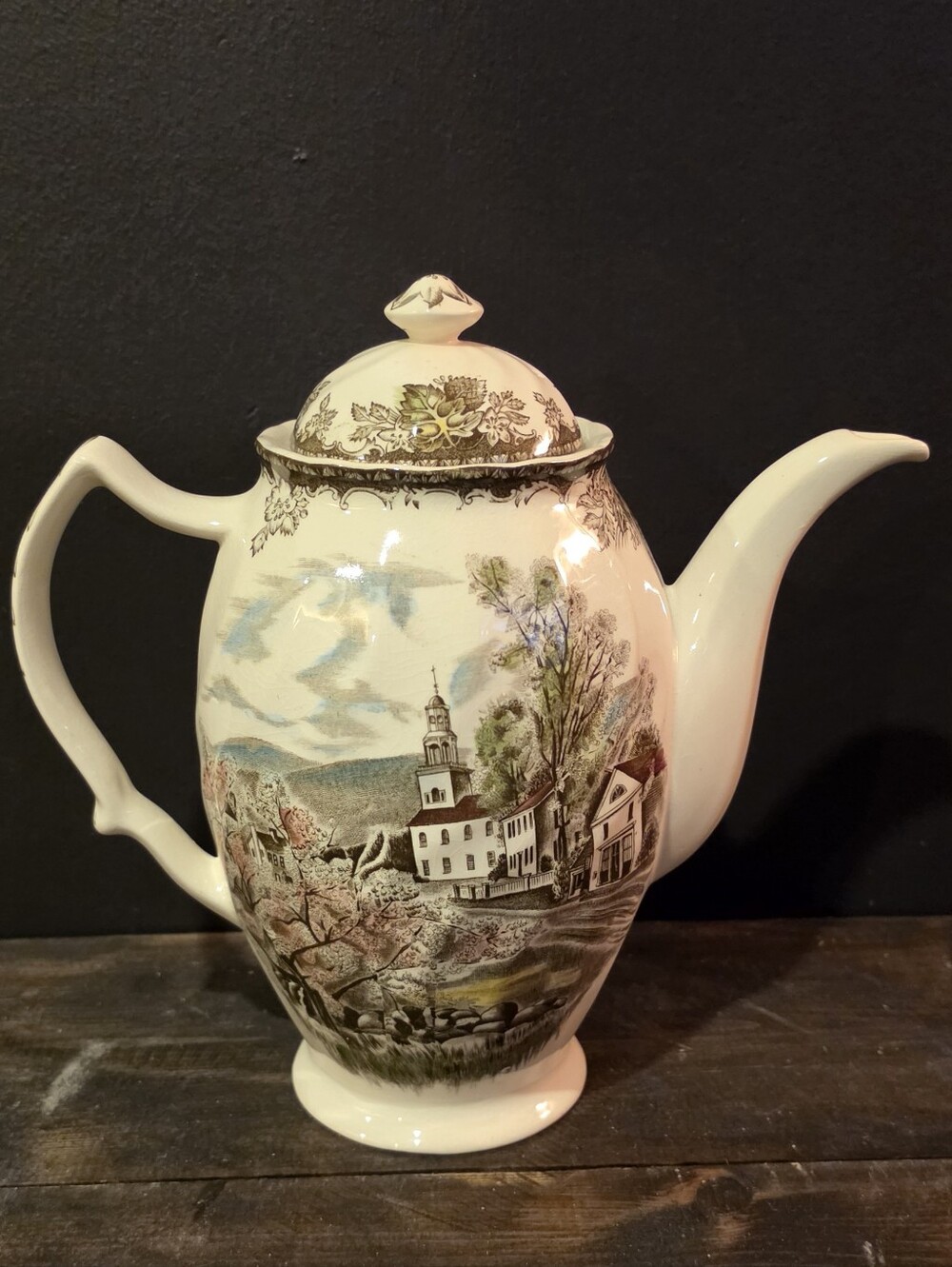 Vintage Johnson Brothers The Friendly Village 6-Cup Covered Coffee Pot England